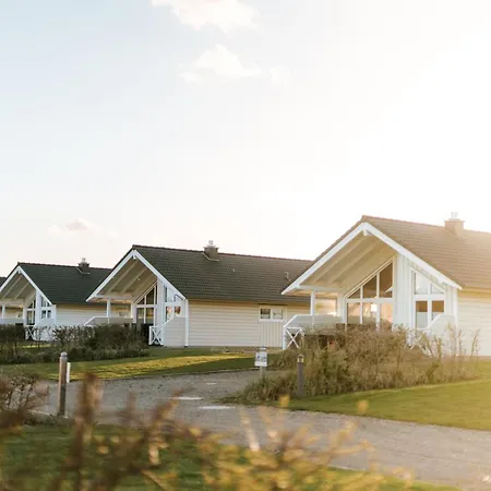 Semesterbostad Luxuswellnesshaus Meeresglitzern *